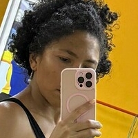 adrianacrolax Nahé
