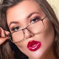 Albina Gladkikh Nahé