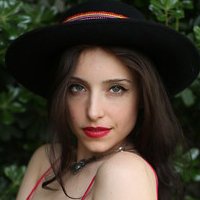 Amanda Moon Ray Nahé