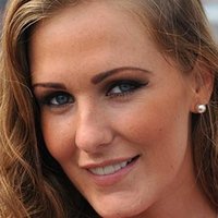 Amii Grove Nahé