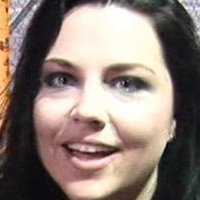 Amy Lee Nahé