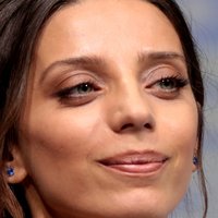 Angela Sarafyan Nahé