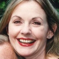 Angela Scoular Nahé
