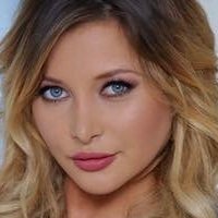 Anna Polina Nahé