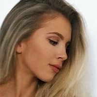 Anneka Madget Nahé
