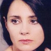 Anouk Grinberg Nahé