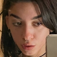 April Stoned Nahé