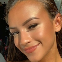 Ariana Barrett Nahé