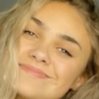 Ariana Lee Nahé