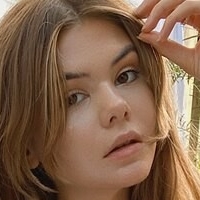Ashley Trevort Nahé