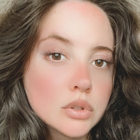 ava_hadley Nahé