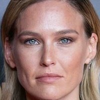 Bar Refaeli Nahé