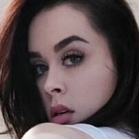 Bella Michaels Nahé