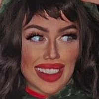 bluecollarbimbo Nahé