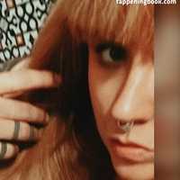Boozetard Leah Nahé