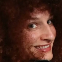 Brittany Simon Nahé
