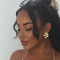 Brooke Scholefield Nahé