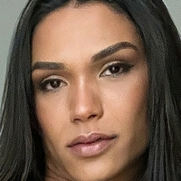 BxLaaura Nahé