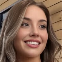 Camila Parker Nahé