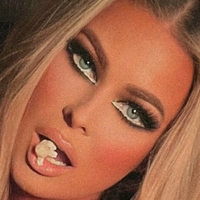 carmenelectra Nahé