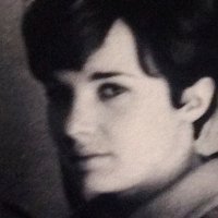 Carol Dark Nahé