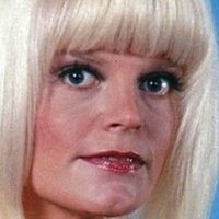 Carol Wayne Nahé