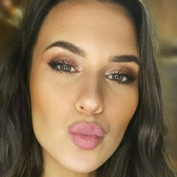 carolinesparkfree Nahé