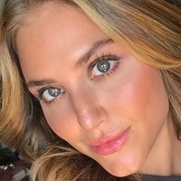 Cassie Scerbo Nahé