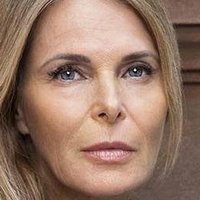 Catherine Oxenberg Nahé