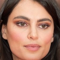 Catrinel Menghia Nahé