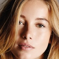 Charlotte Vega Nahé