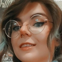 chobitches Nahé