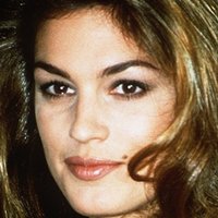 Cindy Crawford Nahé