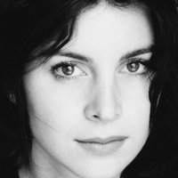 Clara Bellar Nahé