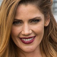 Crystal McCahill Nahé