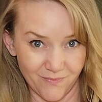 crystal Nahé