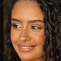 deborategomes Nahé