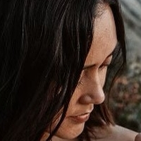 Dia Frampton Nahé