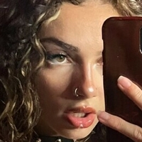 Dina Renee Nahé