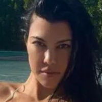 Diskussion: Kourtney Kardashian Nahé