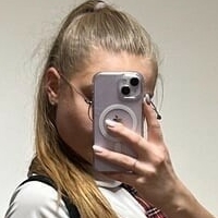 Ellie Angel Nahé