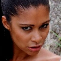 Emanuelle Diniz Nahé