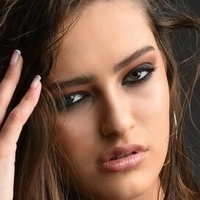 Emily Kuper Nahé