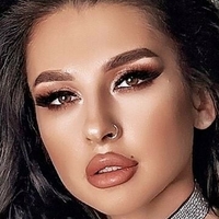 Emily Wood Oksifan Nahé