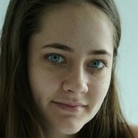 Eva May Nahé