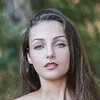 Fabiola Holystone Nahé