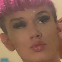 Freakytythick Nahé