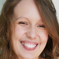 Gina Snow Nahé