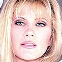 Ginger Lynn Nahé