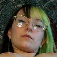 goth__egg Nahé